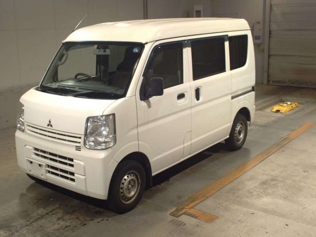 4111 Mitsubishi Minicab van DS17V 2017 г. (TAA Kyushu)